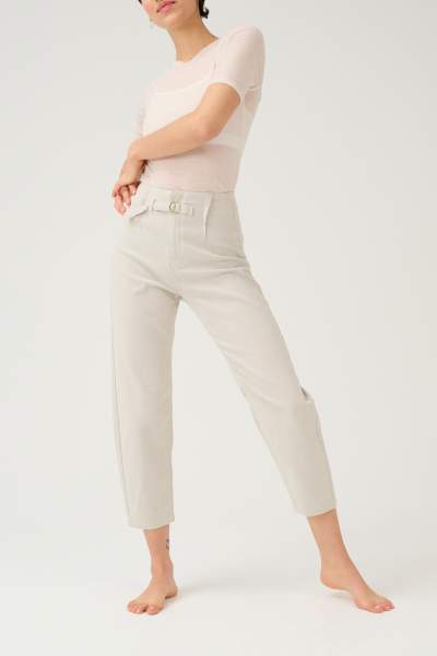 Relaxed High Rise Pants for exciting looks