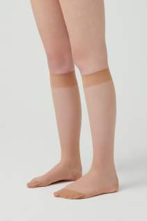 elfenbeinfarbenen Knee-High Translucent Kniestrümpfe in 15 DEN mit Kompression von item m6